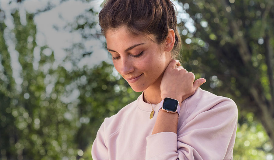 fitbit versa women