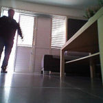 LG-HOM-BOT-Turbo+-scare-intruder