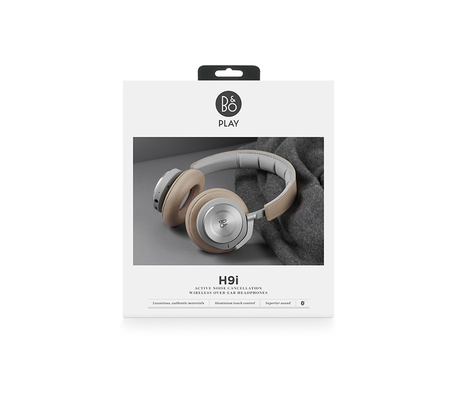 Packaging for B&O Play H9i wireless headset in Natural