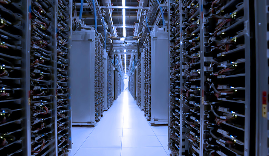Data centre for co-location data centre growth