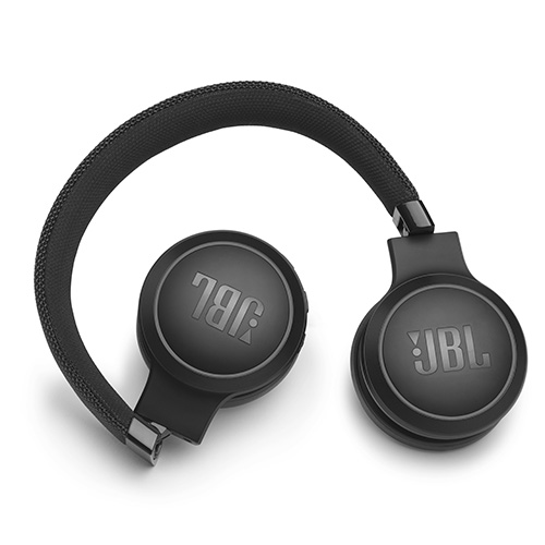 JBL LIVE 400BT headphones in black