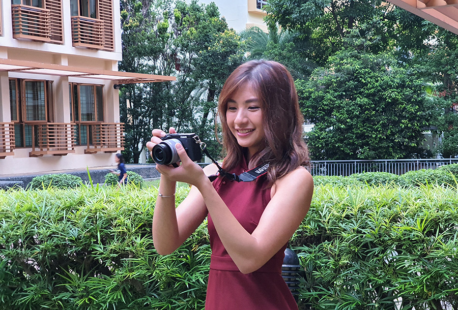 Vanessa in Thailand with the Canon EOS M6 Mark II