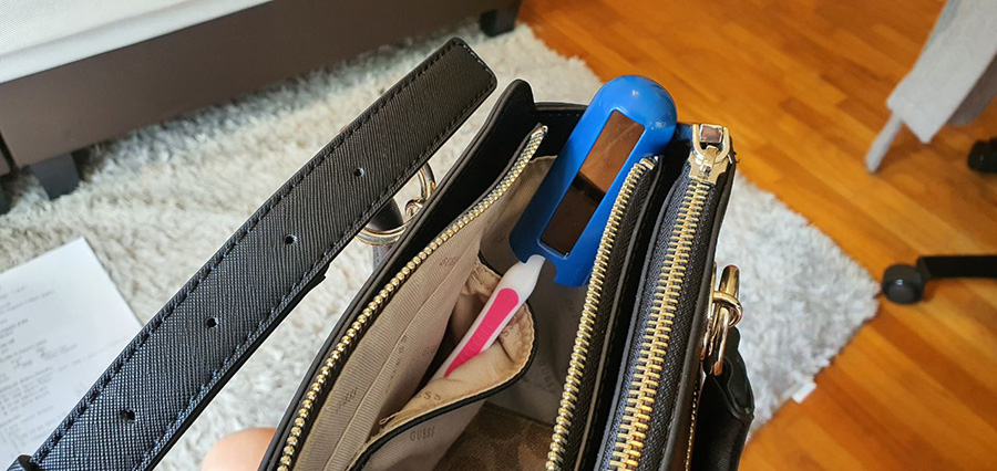 Travelmall Multi-Directional Solar-Powered UV-C Toothbrush Sterilizer