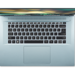 acer-swift-air-sfa16-41-fingerprint-backlit-on-wallpaper-flax-white-snow-blue-04