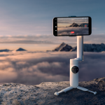Built-In Tripod 02