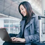 Acer-Travelmate-P2-14-TMP214-55-Lifestyle-02