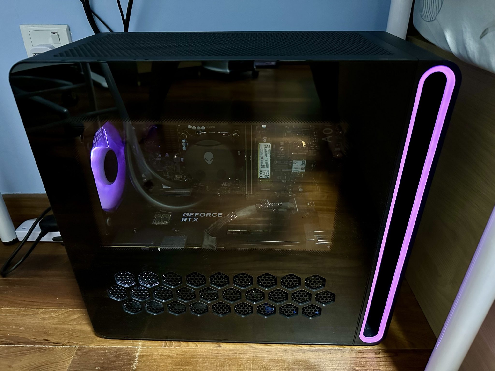 Immersive Gaming with the Alienware Aurora R16 Desktop Setup - NXT