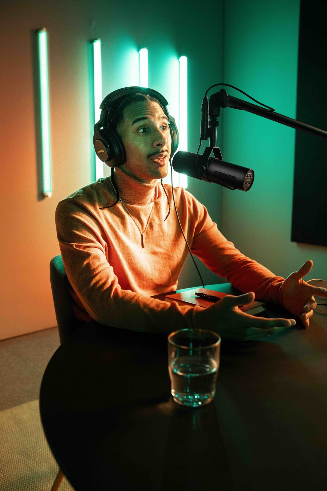 Shure Unveils the New SM7dB Microphone: A Revolutionary Addition to the ...
