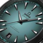 220.32.41.21.03.001_SE_Packshot_CloseUp-dial_RGB