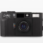 lomo-mca_black-front-grey