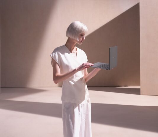 ASUS Unveils the Ultra-Light Copilot+ PC Zenbook S Series in Singapore