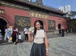 Chengdu Through the Lens: Living with the iPhone 17 Camera