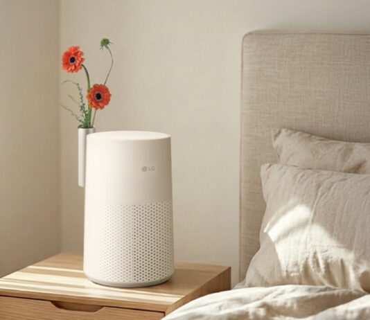 LG PuriCare AeroMini: Big Air Care in a Small, Smart Package