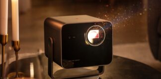 Leica Cine Compact 1 Brings Big-Screen Entertainment Anywhere