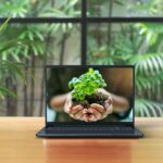 Acer-Swift-Air-16-SFA16-I31(T)-Lifestyle-4